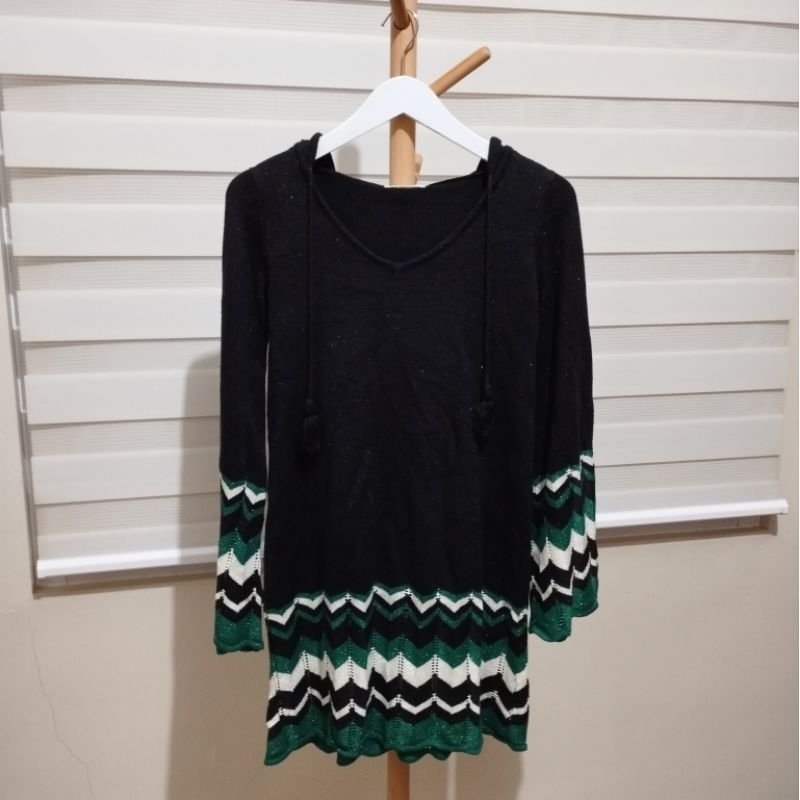 Healthy Karen Chevron Knit Hoodie Blouse