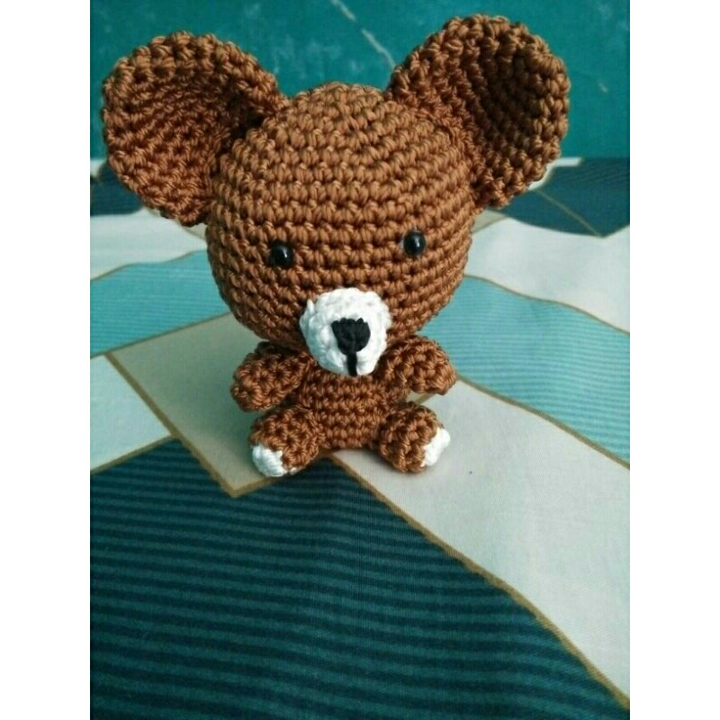 BONEKA RAJUT AMIGURUMI BERUANG