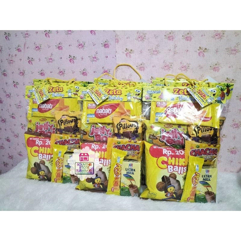 

Snack Serba Kuning || Paket Snack Yellow || Bingkisan Snack tema warna kuning