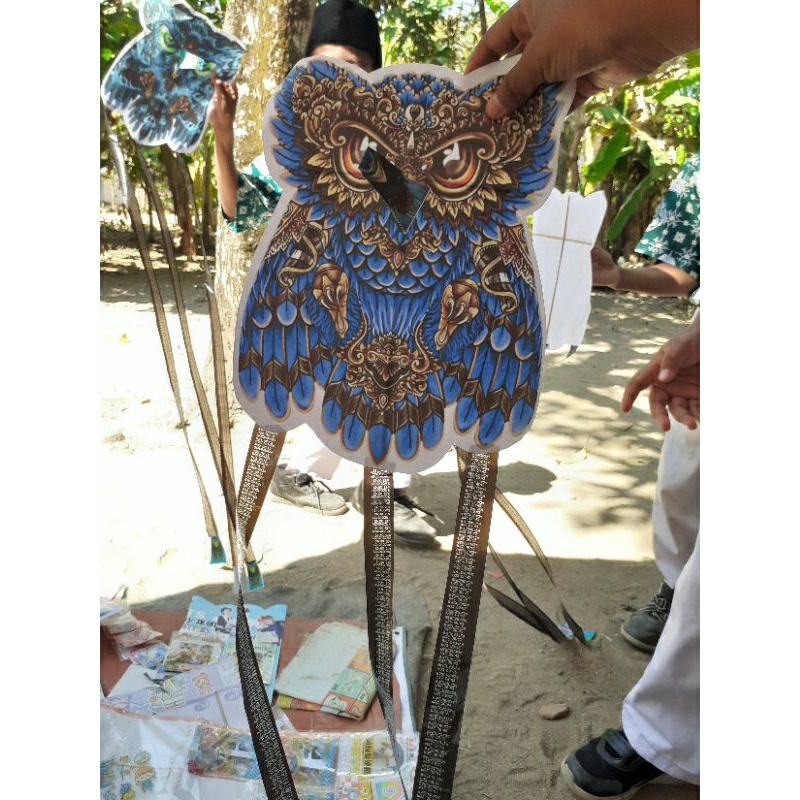 miniatur layangan celepuk kertas mini untuk bocil