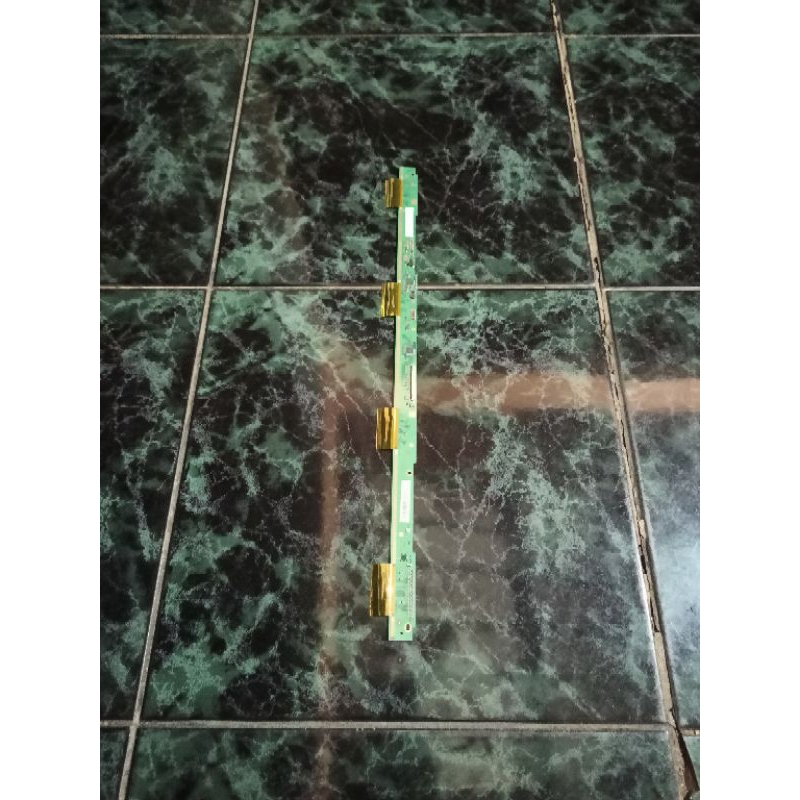 TCON - TICON - TIKON TV LED KONKA LED26GT611