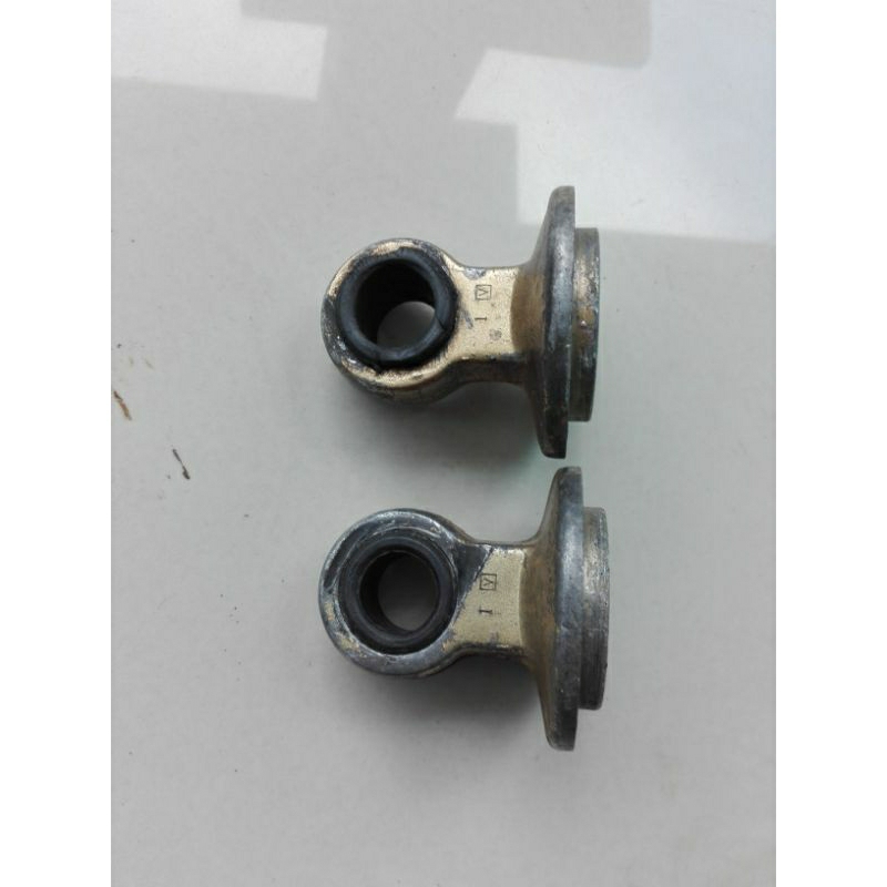 Anting shock belakang original copotan tirev/tiger revo.