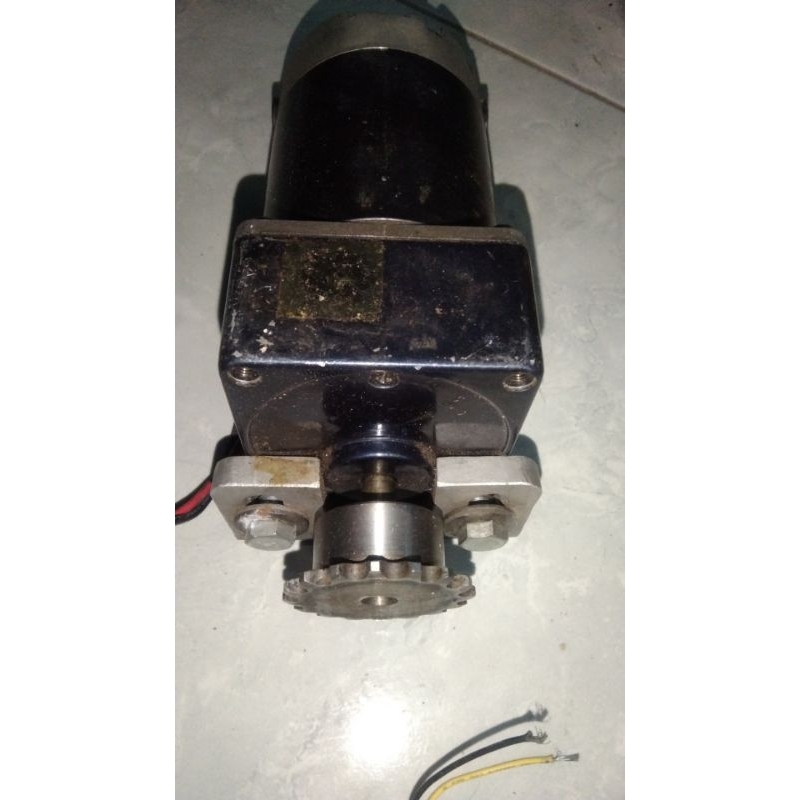 DINAMO GEARBOX DC 90V 25WATT TORSI TINGGI