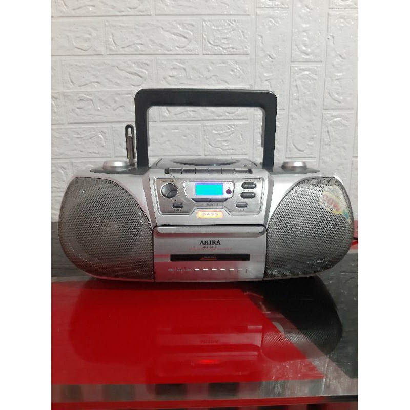 Radio Akira RC-U1100 Fm Dan Usb (Bekas)