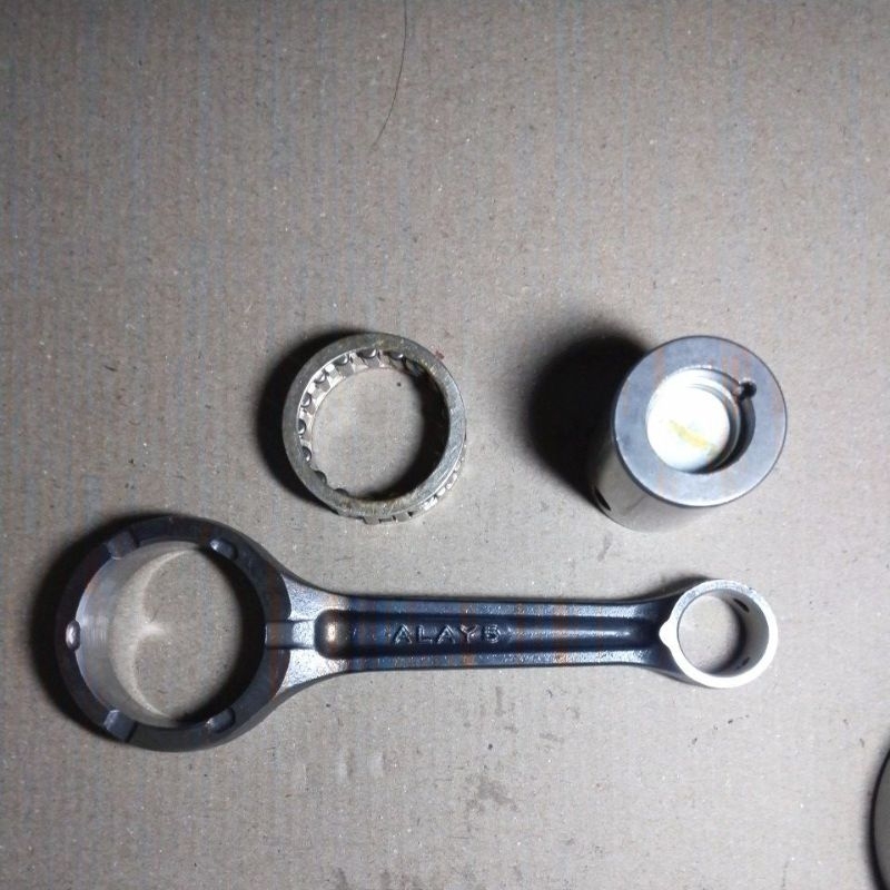 Stang Seher / Stang Piston Seher Bajaj OE (2006), RE 175 (2006 - 2010), RE 205 (2010 - 2013) / Kit C