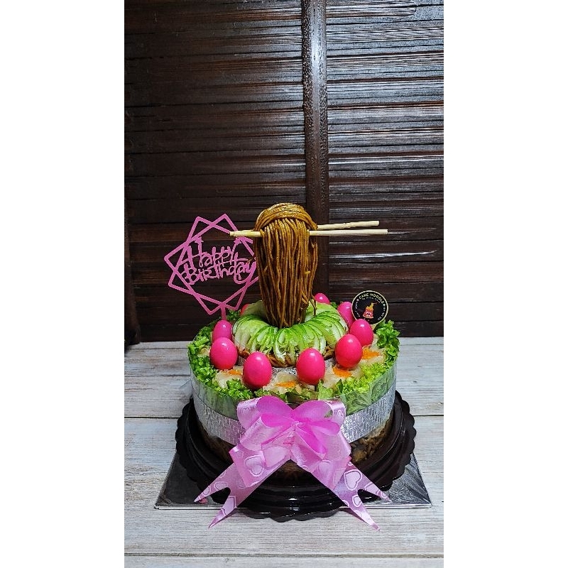 

Flying Cake Noodle 10 portion with 10pcs Siomay