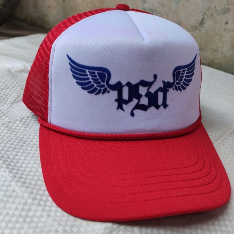 topi branded Peter Says Denim seri Trucker Red Original