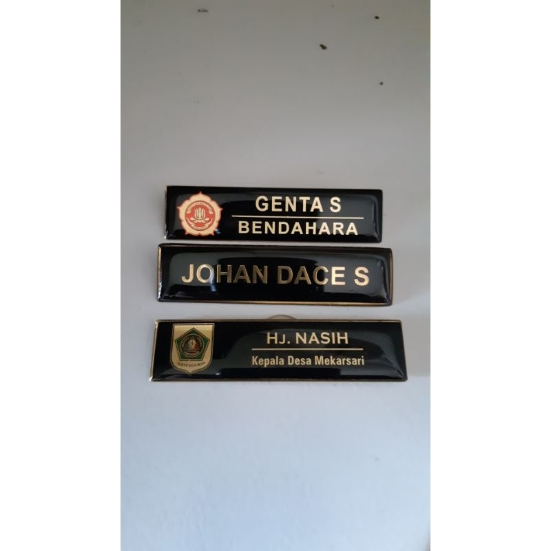 

Nama Dada Resin Kuningan