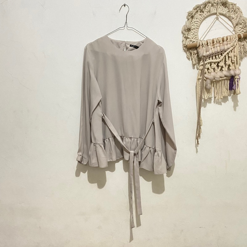 Kyoya blouse baju preloved second