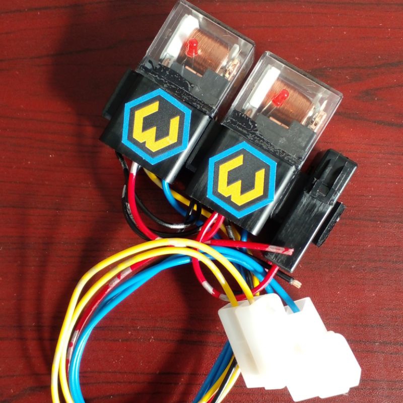 Relay power window relay transparan