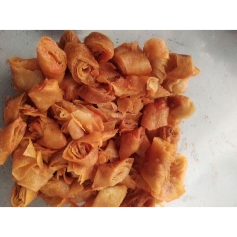 

Keripik lumpia renyah gurih Balado pedas manis