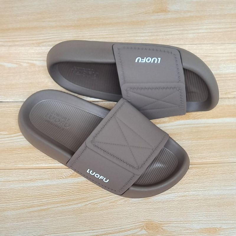 sandal selop pria luofu E7210