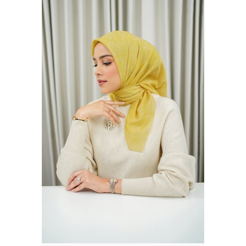 Buttonscarves monogram series (under tag)