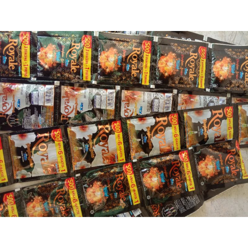 ROYALE SOFTENER PELEMBUT & PEWANGI PAKAIAN SACHET