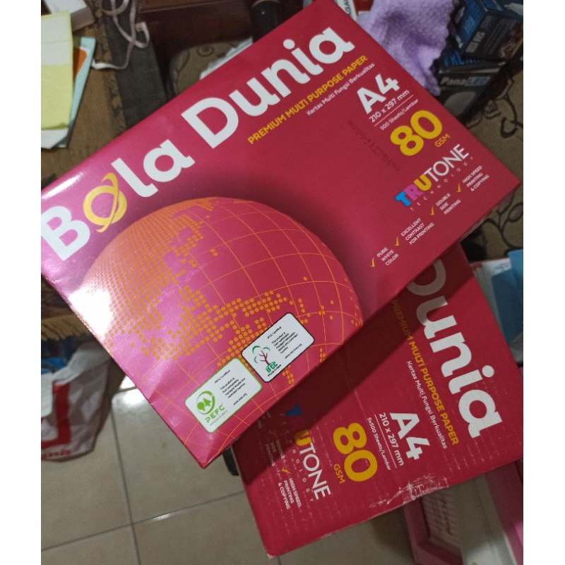 

Kertas HVS Bola Dunia F4 75gsm