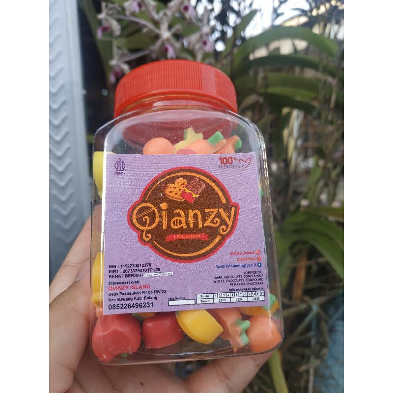 

Coklat Karakter / Coklat Permen / Coklat Buah / Coklat Dino