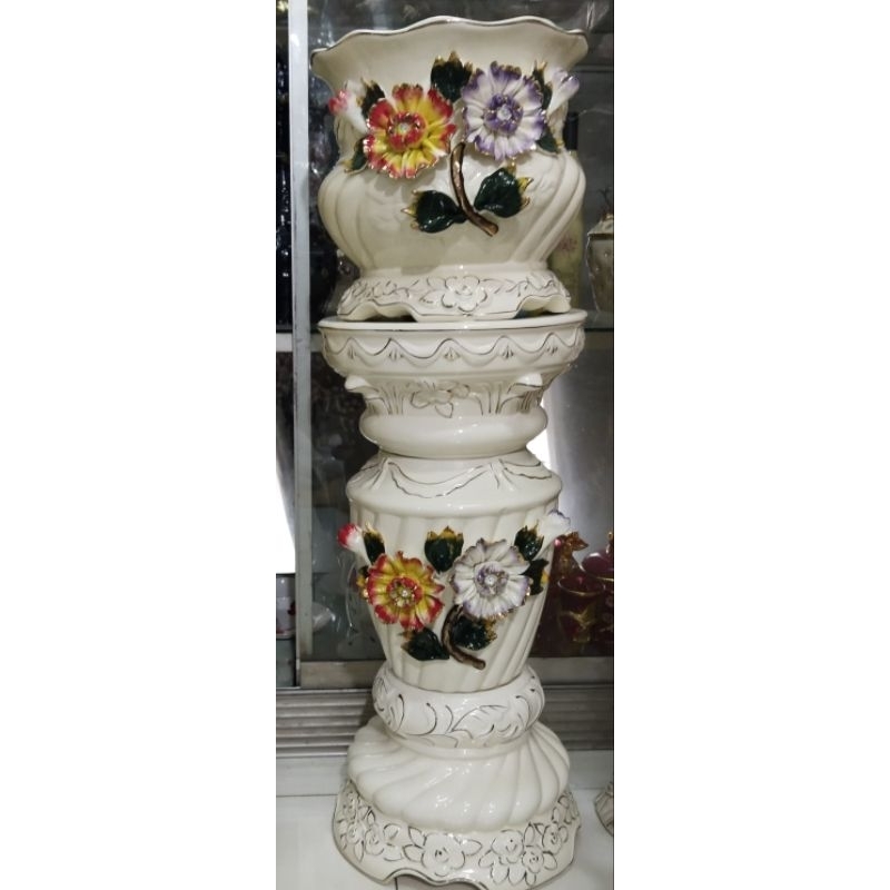 Pajangan Set Pilar Italy Capodimonte