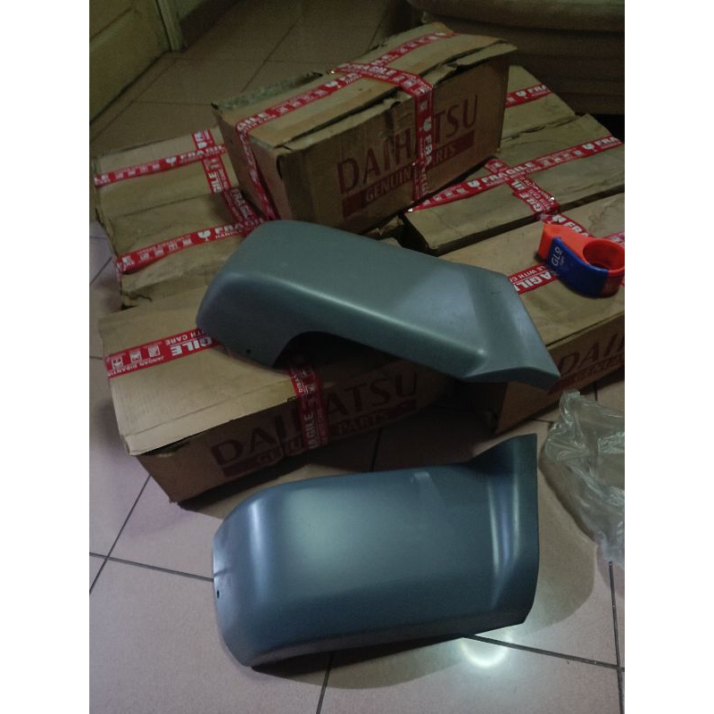 kuping bemper belakang rocky independen original