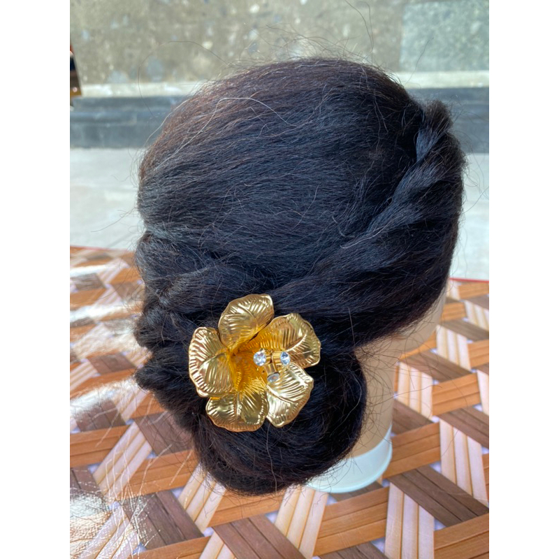 BungaPucukLapisEmas/CucukBungaPucukLapisEmas