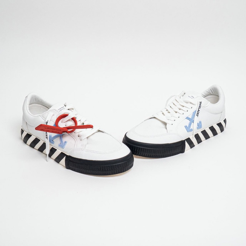 OW Low Vulcanized Sneakers Canvas