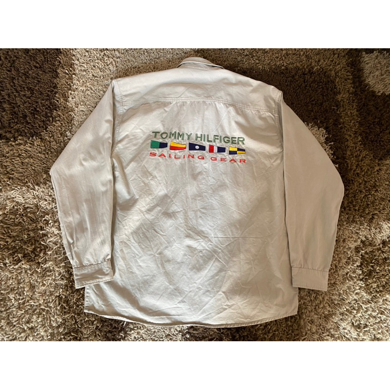 Kemeja Tommy Hilfiger