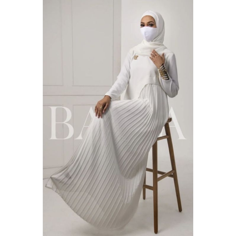 Lilian dress White by Bazia