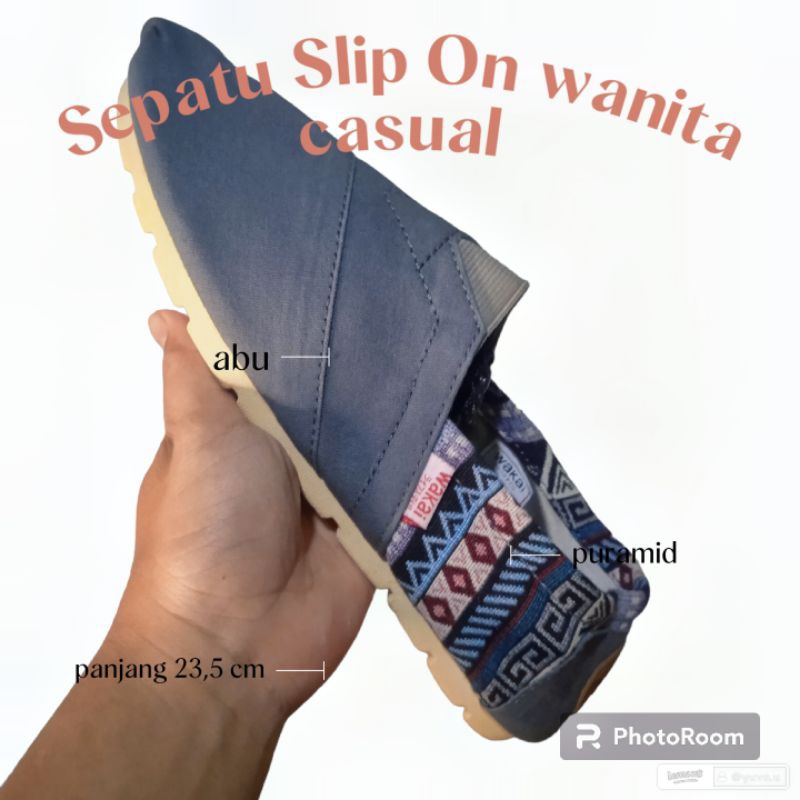 Sepatu Slip On Wakai Ukuran 36 Abu Kombinasi Piramid Casual/Sepatu Slip On Wanita/SEPATU SANTAI WANI