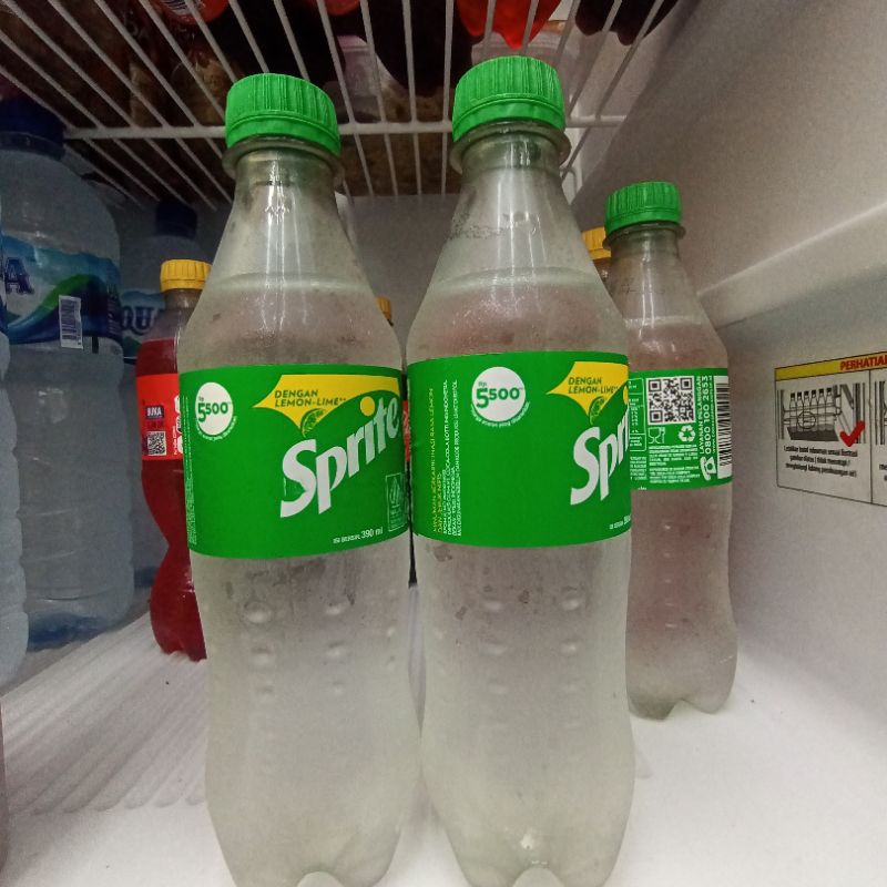 

Sprite Minuman Soda Rasa Jeruk Nipis dan Lemon 390 ml