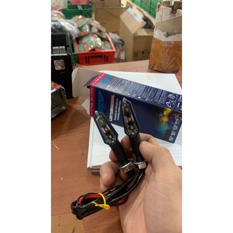 LAMPU SEIN MINI LED 2 SISI SEIN MOTOR UNIVERSAL BISA UNTUK SEMUA MOTOR LAMPU SEN LED KECIL MOGE PEND