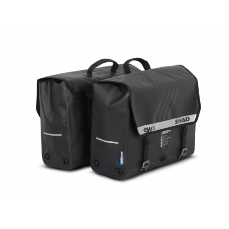 Side bag Shad sw42 waterproof dan mudah digunakan