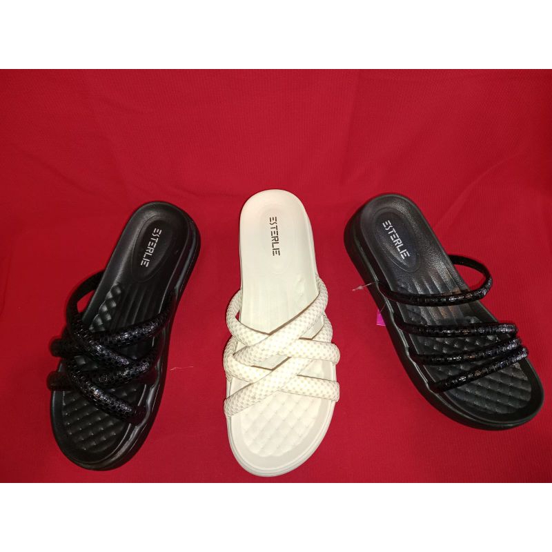 Sandal wanita Esterlie