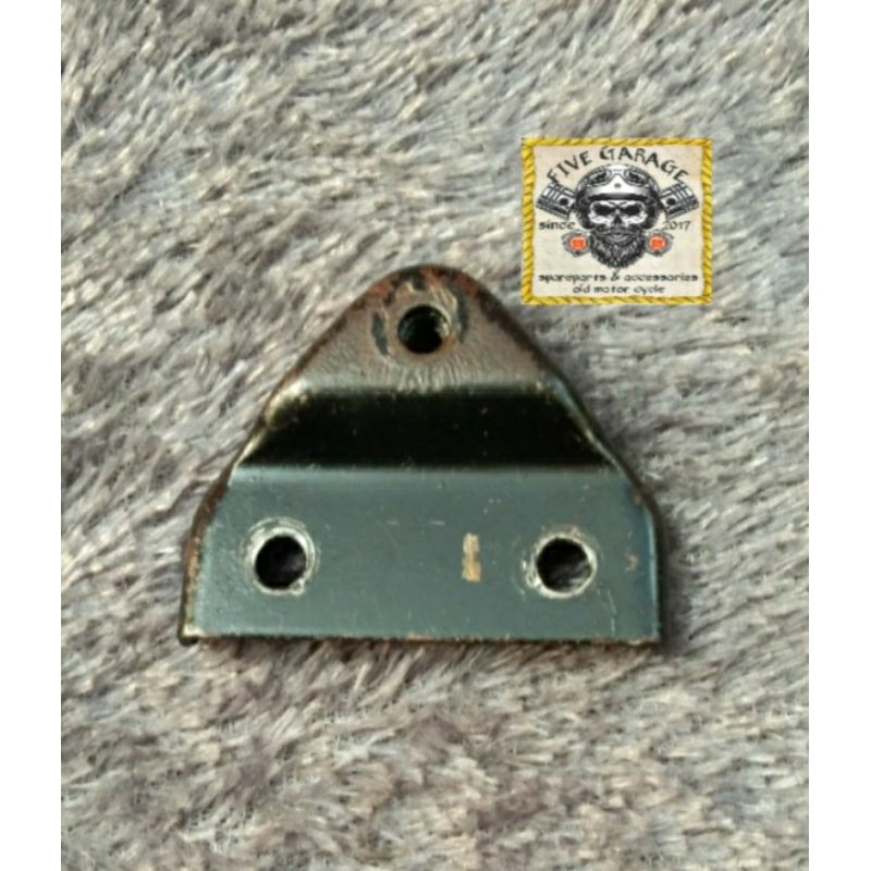 pangkon dudukan slebor spakbor depan suzuki rc bravo