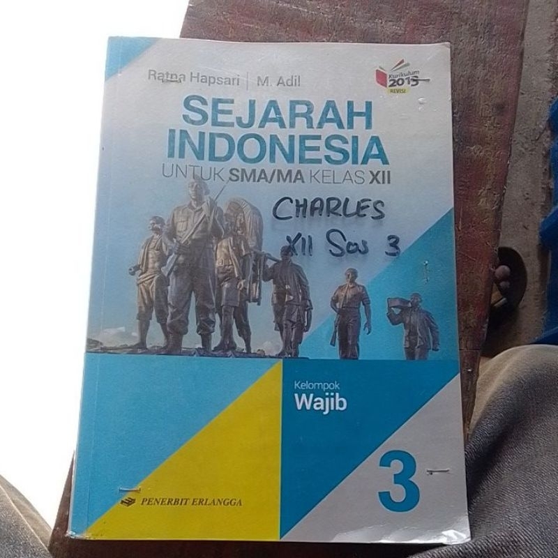 buku sejarah SMA kelas XII/3/12 erlangga