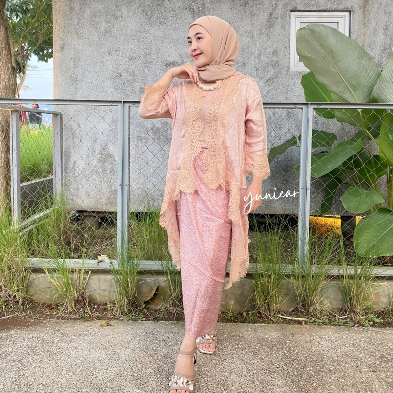 Set in cream | one set batik viscose | outer oval lace brukat batik viscose setelan rok lilit kain v