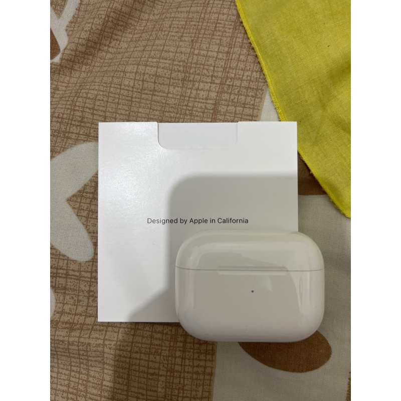 AIRPODS PRO GEN 2 CASE ONLY + BOX + CHARGER