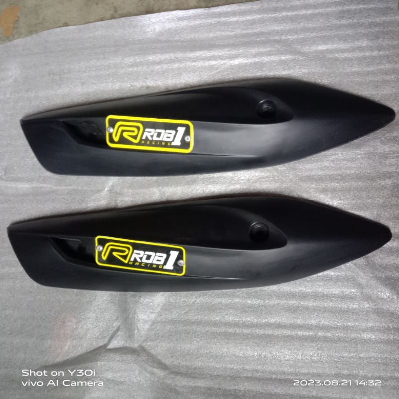 TUTUP COVER KNALPOT ROBI1 MIO,NMAX