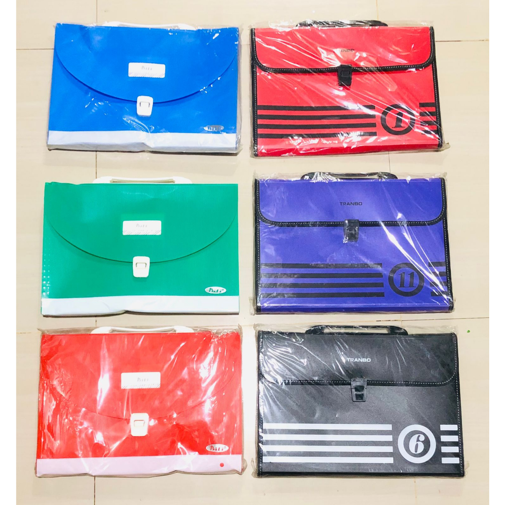 

Map Tas Expanding File F4 , B6 FOLIO GIRO Portabel 13 Sekat Warna Kombinasi / Expanding File Map Harmonika Folio 13 Pocket
