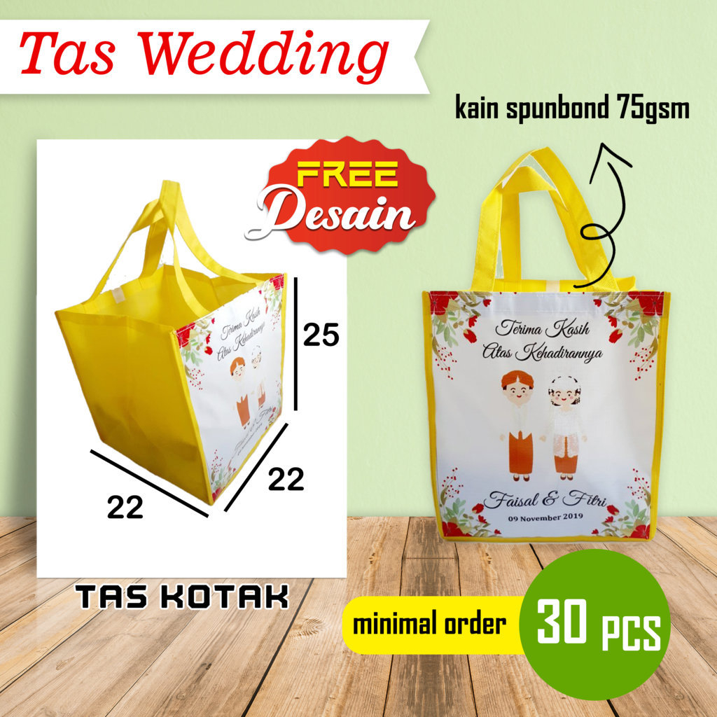 

Tas Bingkisan Pernikahan Model Kotak Ukuran Box Dus Nasi 20x20
