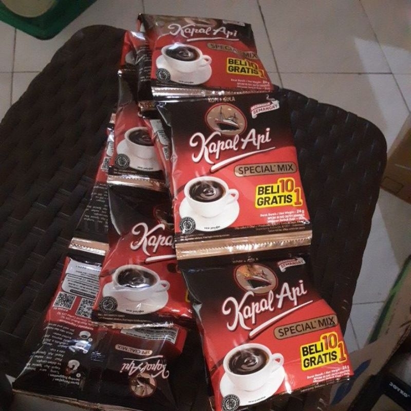 

Kapal api spesial mix renceng isi 10pcs