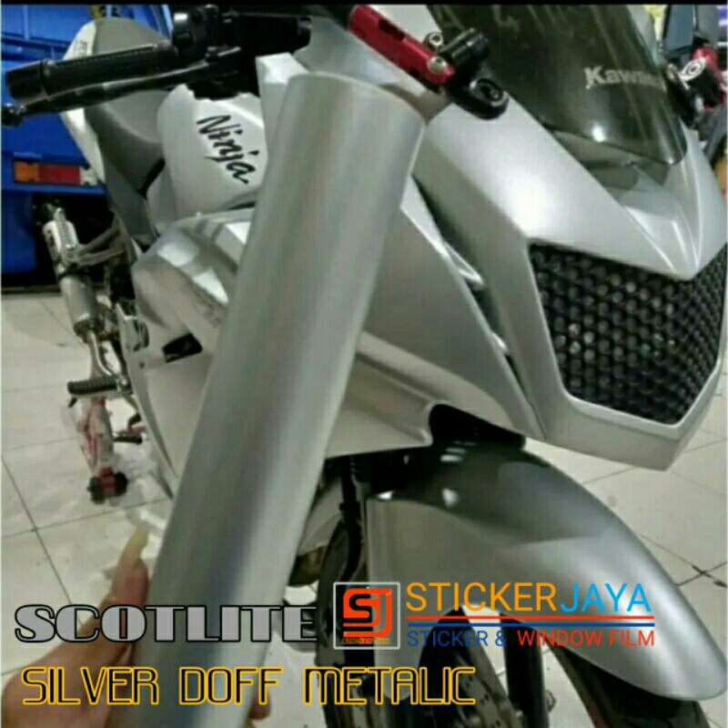 stiker skotlet silver satin sticker scotlite silver metalic doff