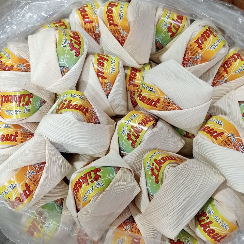 

Nisa Jaya - Wajit Cililin Ketan Hitam dan Madu Manis Legit