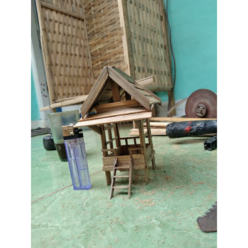 rumah rumahan saung gazebo dari bambu miniatur kerajinan tangan kesenian karyaseni