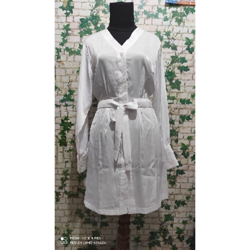 Menerima jahit baju kebaya  payet butik by rumah jahit kebaya