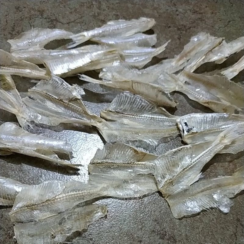 

Ikan asin pakkang 250 gram / pak kang / ikan asin bulu ayam