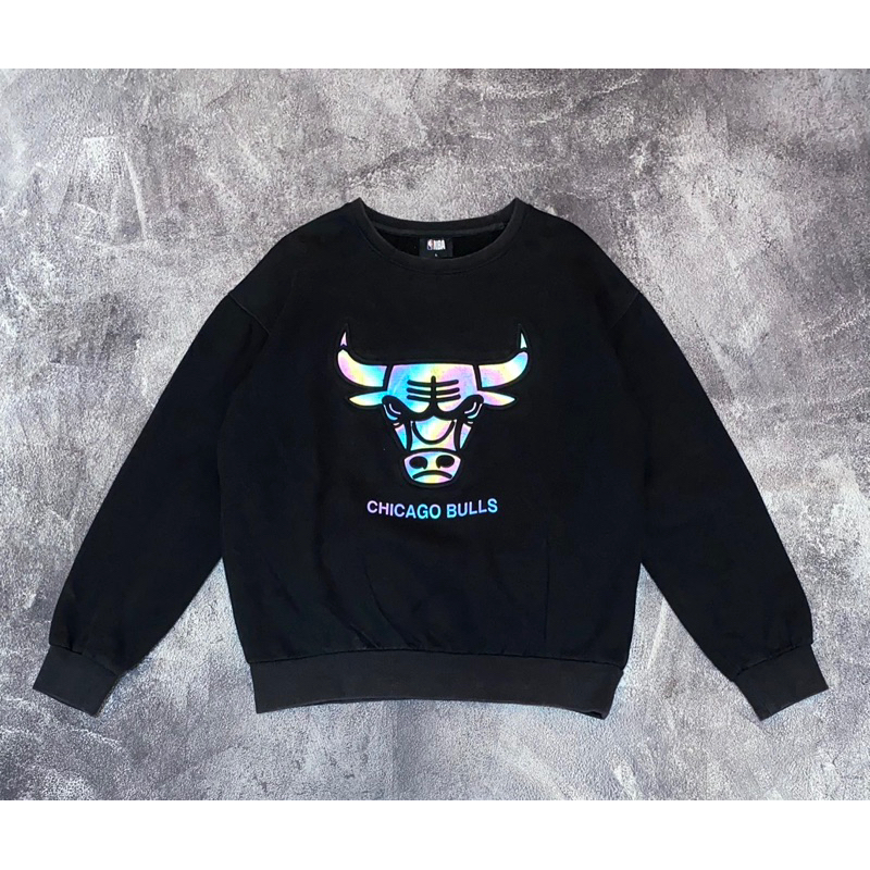 Crewneck NBA Chicago bulls reflektif pelangi second preloved