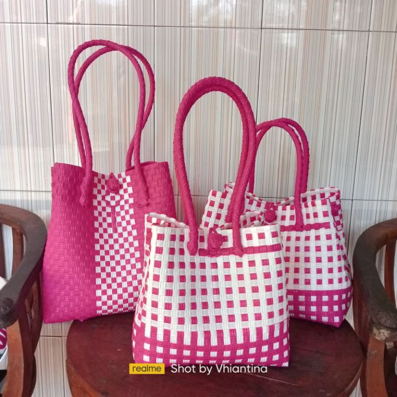TAS ANYAMAN JALI PREMIUM FUSHIA SERIES/TAS PLASTIK JALI/TAS KEKINIAN/TAS ANYAM VIRAL