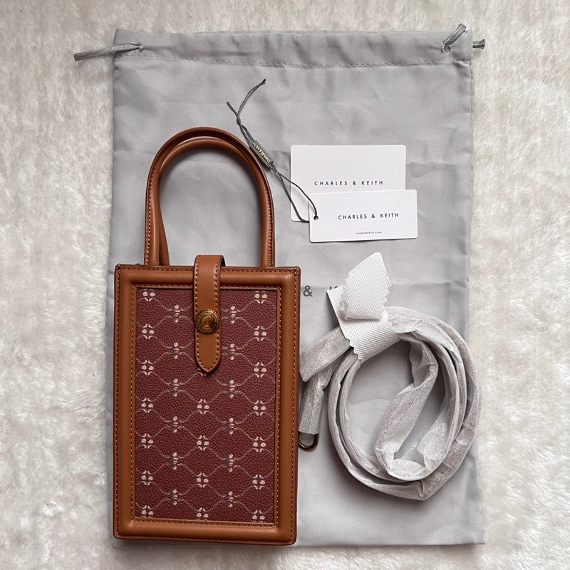 Tas Charles and Keith Este Belted Phone Pouch in Chocolate Original Preloved