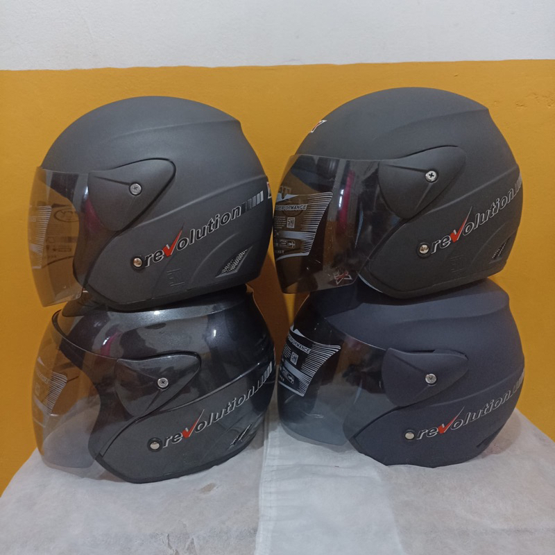 Helm BCX Revolution SNI
