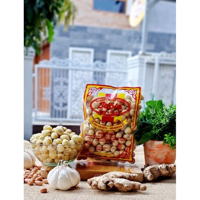 

Kacang telur IDOLA paket family 1 dos isi 8 pcs kemasan @250 gram | FREE Kardus