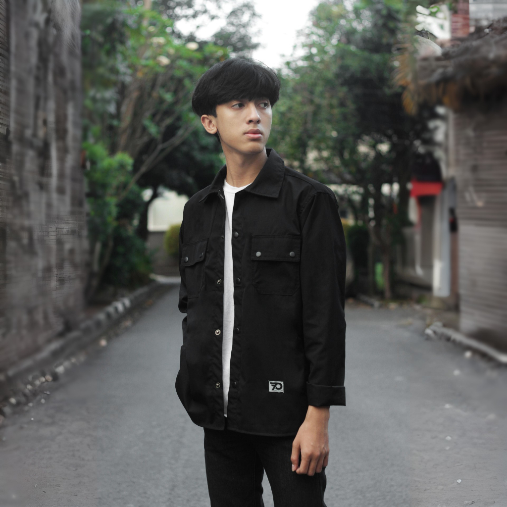 Jaket Cowok Trendy Tebal Jaket Trucker Terbaru Elegan Populer Outfit Remaja Laki Laki Keren Outdoor